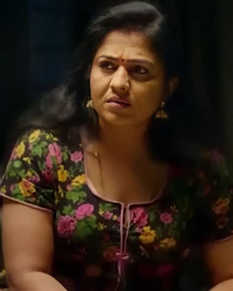 mallu uma hot|Uma aunty : r/MalluBabes .